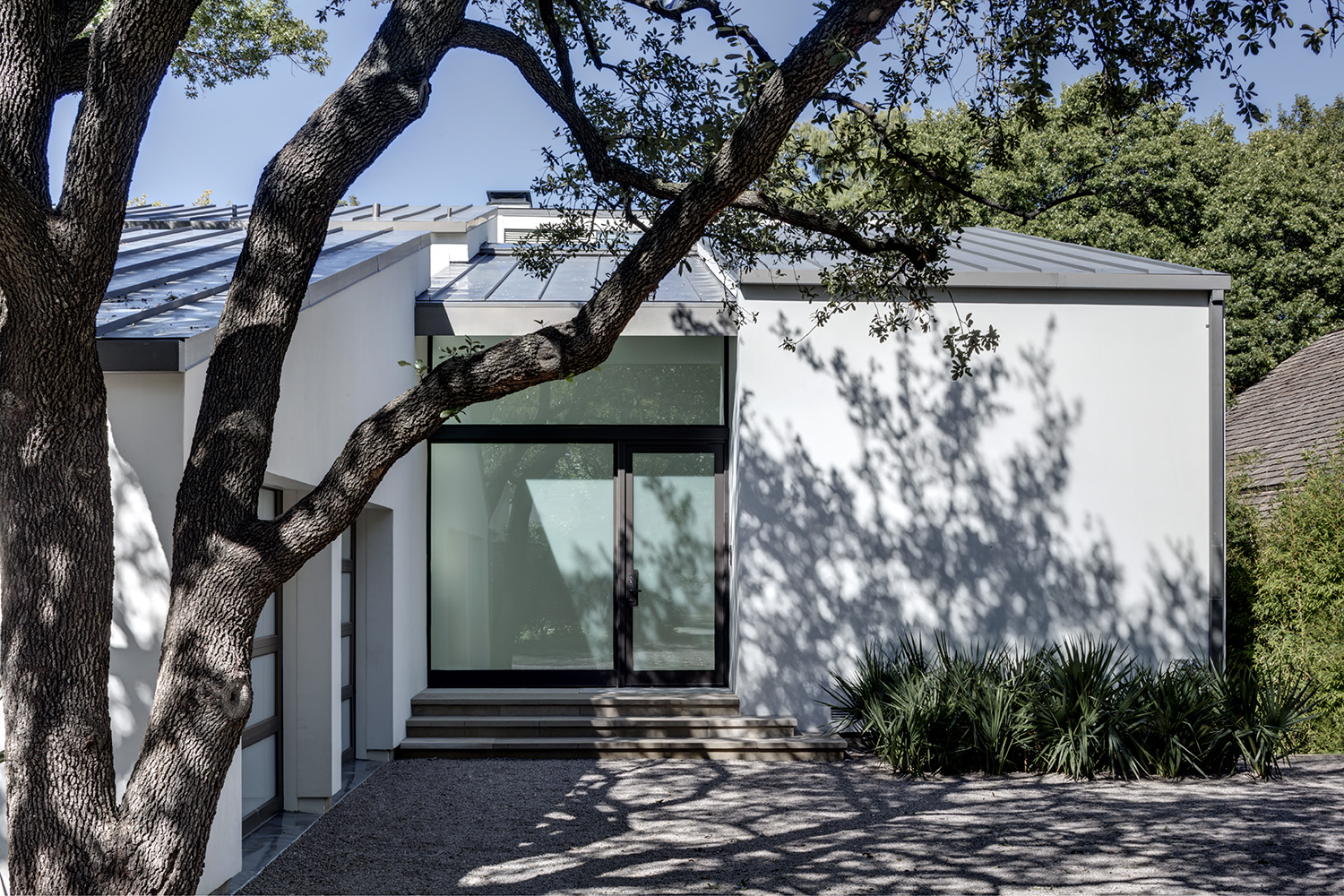 Goff Residence 1980 & 2013 | Oglesby-Greene Architects | Emily Summers Interior Design