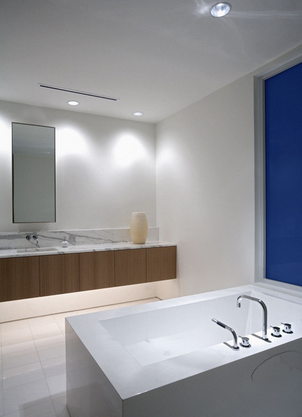 51 Vanguard Way | Morrison Seifert Murphy - 2007
