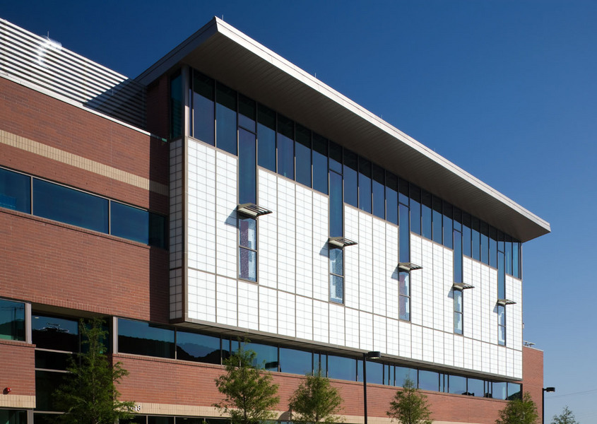 Dallas Bridge - Homeless Shelter - 2008 | Camargo Copeland | Overland Partners