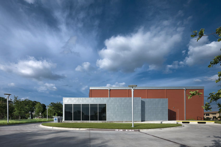 Lochwood Branch - Dallas Public Library 2010 | Meyer Scherer & Rockcastle