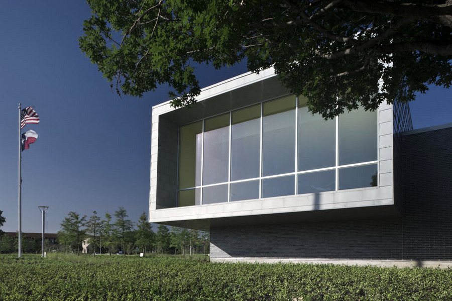 Lochwood Branch - Dallas Public Library 2010 | Meyer Scherer & Rockcastle