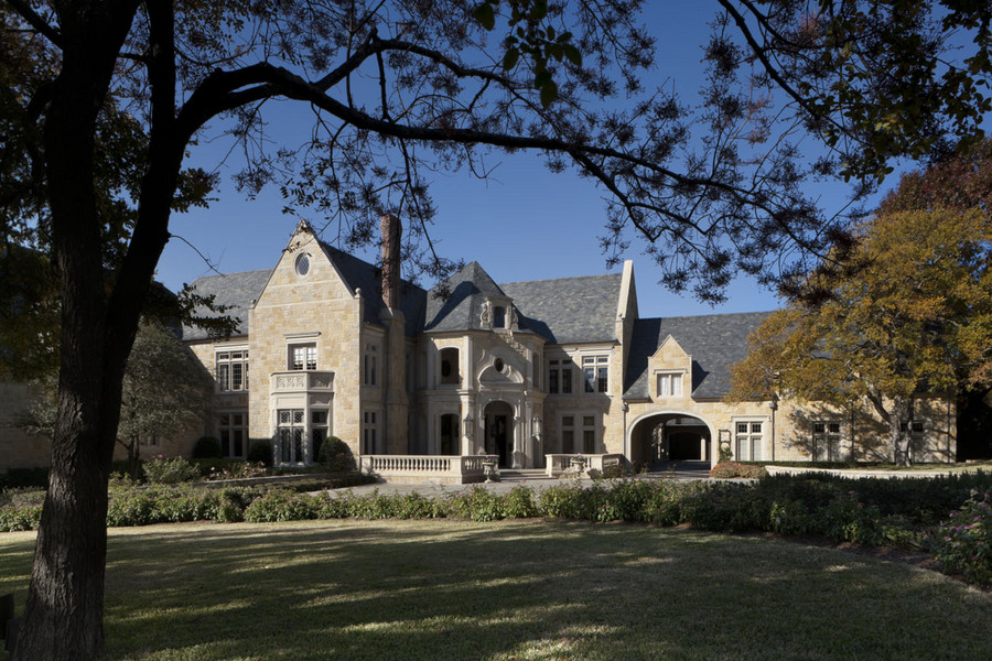 Private Residence - Dallas - 2006 | Luxe Magazine