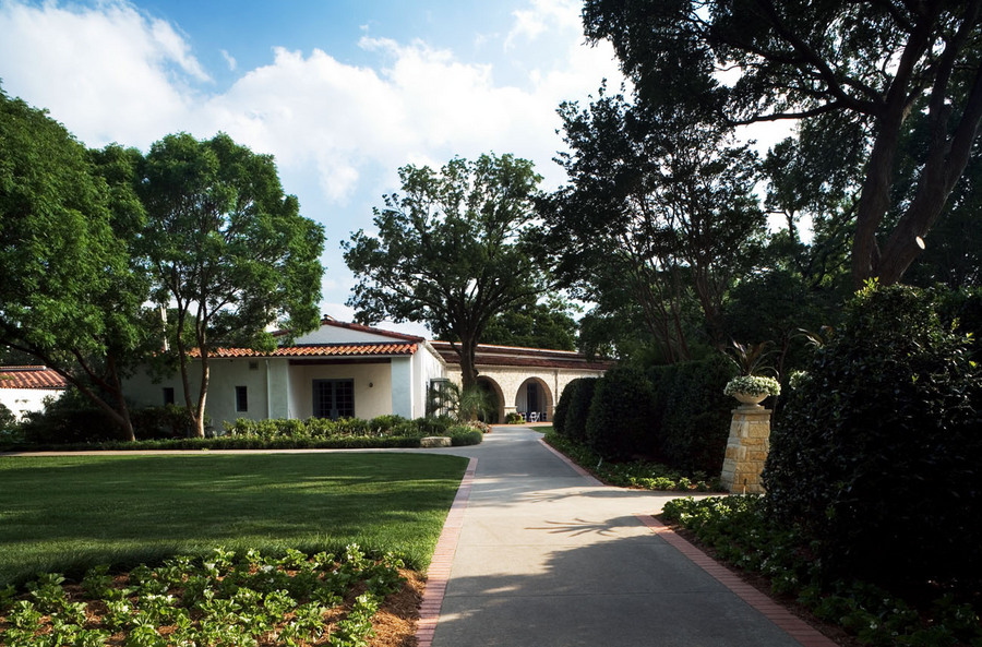 DeGoyer Estate - 2007 - Dallas Arboretum | 'Hacienda Living' | Rizzoli Publishing
