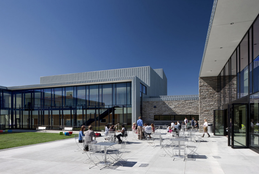 Thomas Jefferson Independent School - 2011 | Joplin, MO | Perkins+Will, Chicago