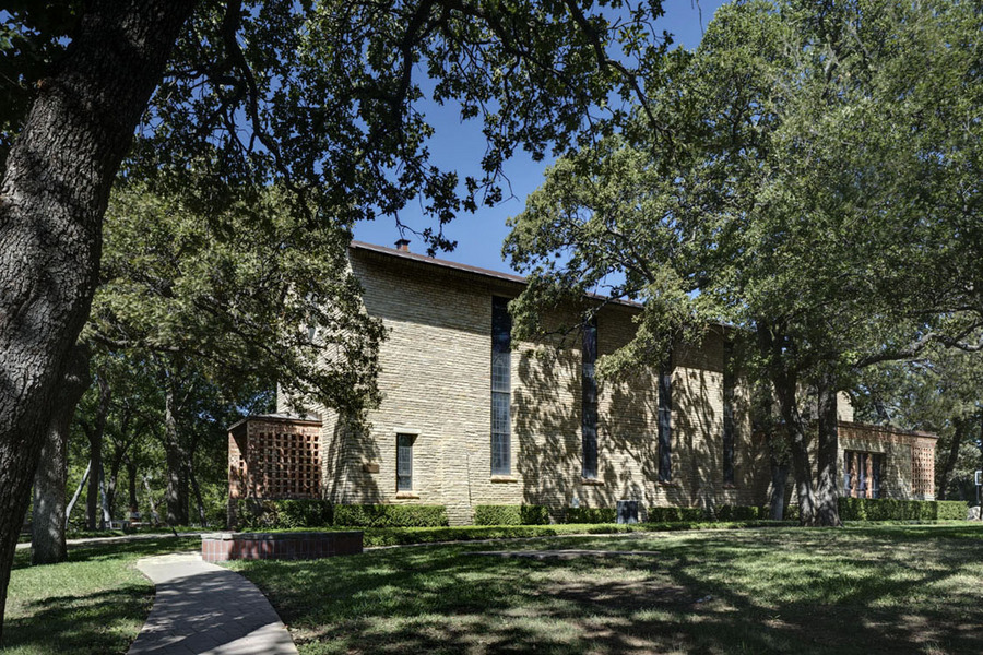 'Little Chapel' - 1939 | Architects: O'Neil Ford with Arch Swank