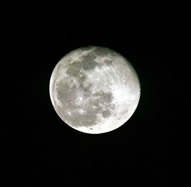 Moom - 2005 | shot w/ 1200mm lens