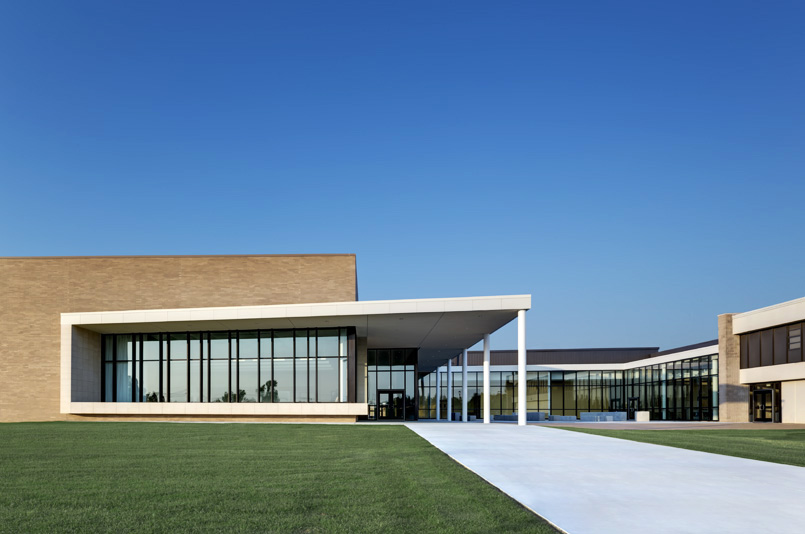 Broken Arrow Intermediate School - 2013 | Perkins+Will  with Selser Schaefer Architects