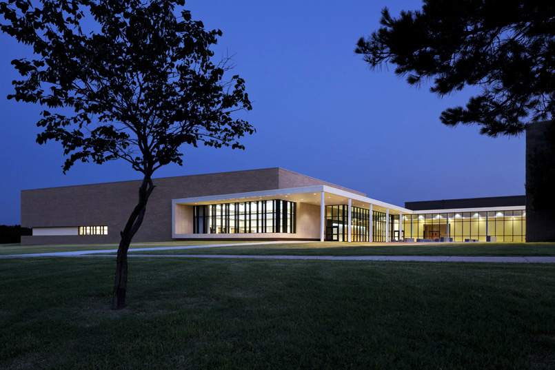 Broken Arrow Intermediate School - 2013 | Perkins+Will  with Selser Schaefer Architects
