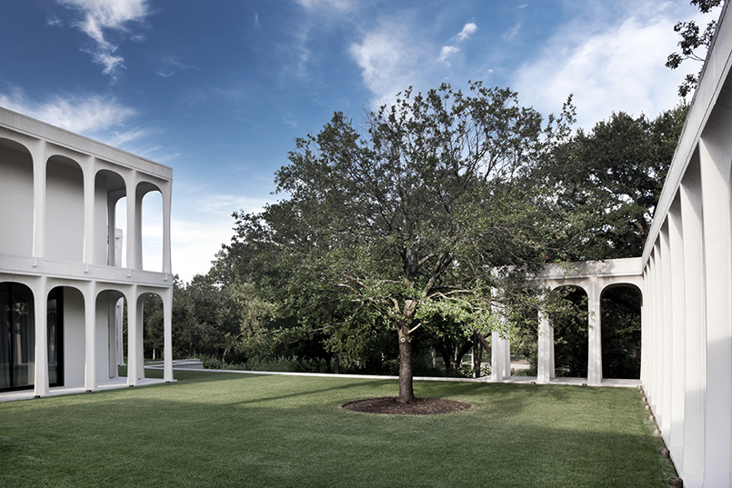 Strait Lane - 1964-2006 | Philip Johnson 1964 - Bodron+Fruit 2006 - Sebastian Construction