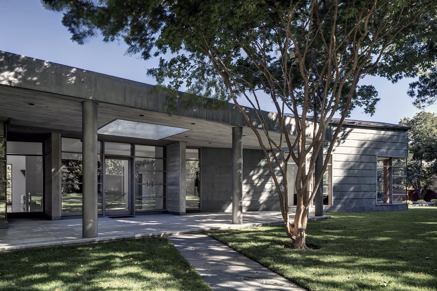 Private Art Gallery - Dallas | Booziotis & Company Architects - 2013