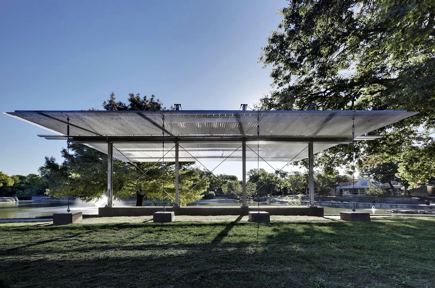 Kidd Spring Park Pavilion - 2014 | Rhotenberry-Wellen Architects