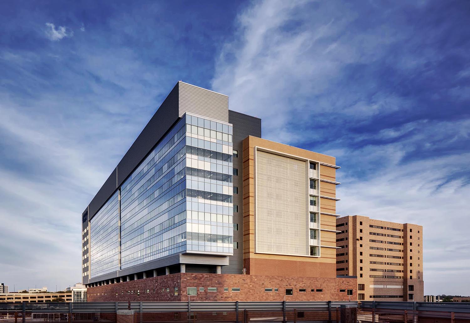 UHS - San Antonio - 2014 | Perkins+Will