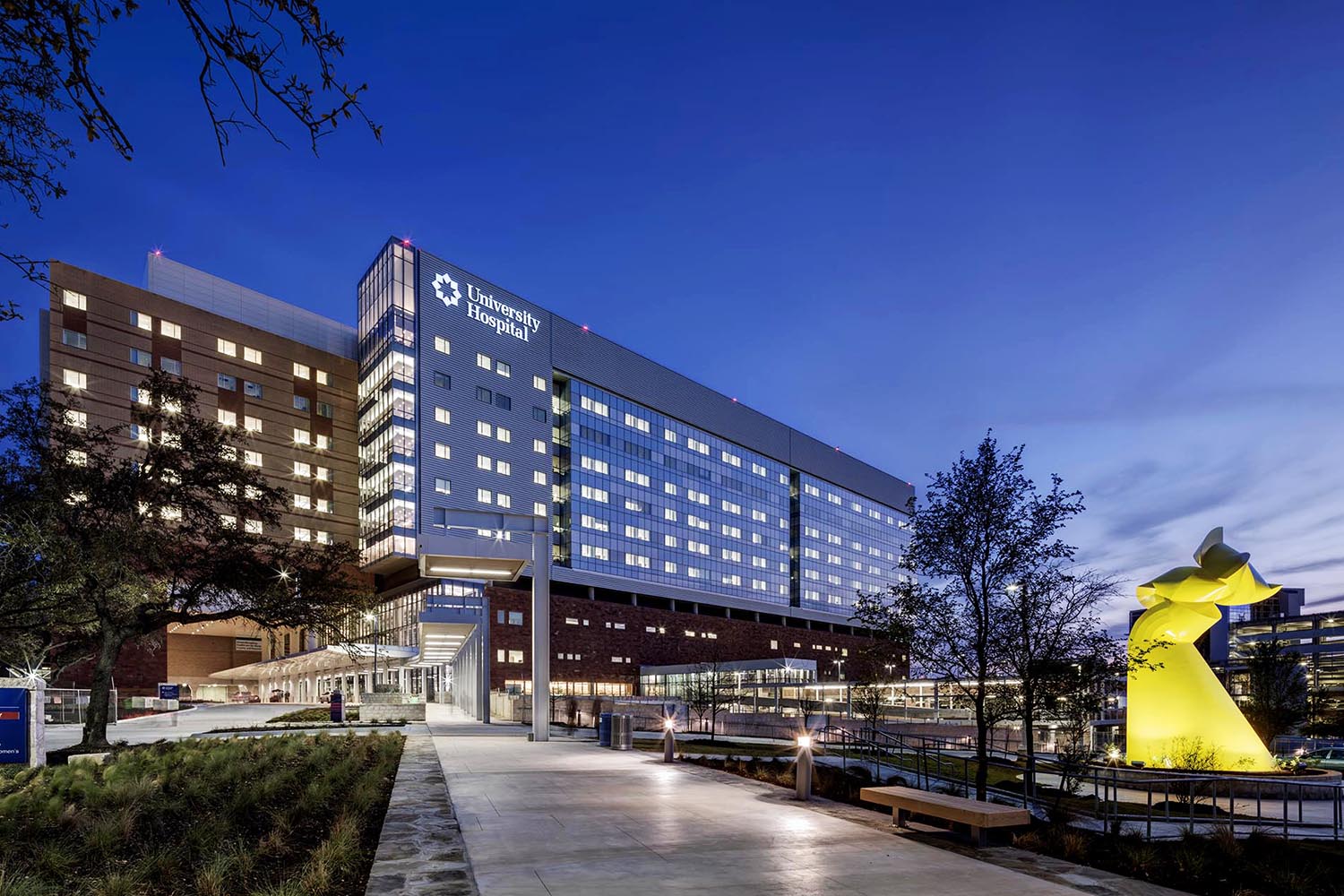 UHS - San Antonio - 2014 | Perkins+Will