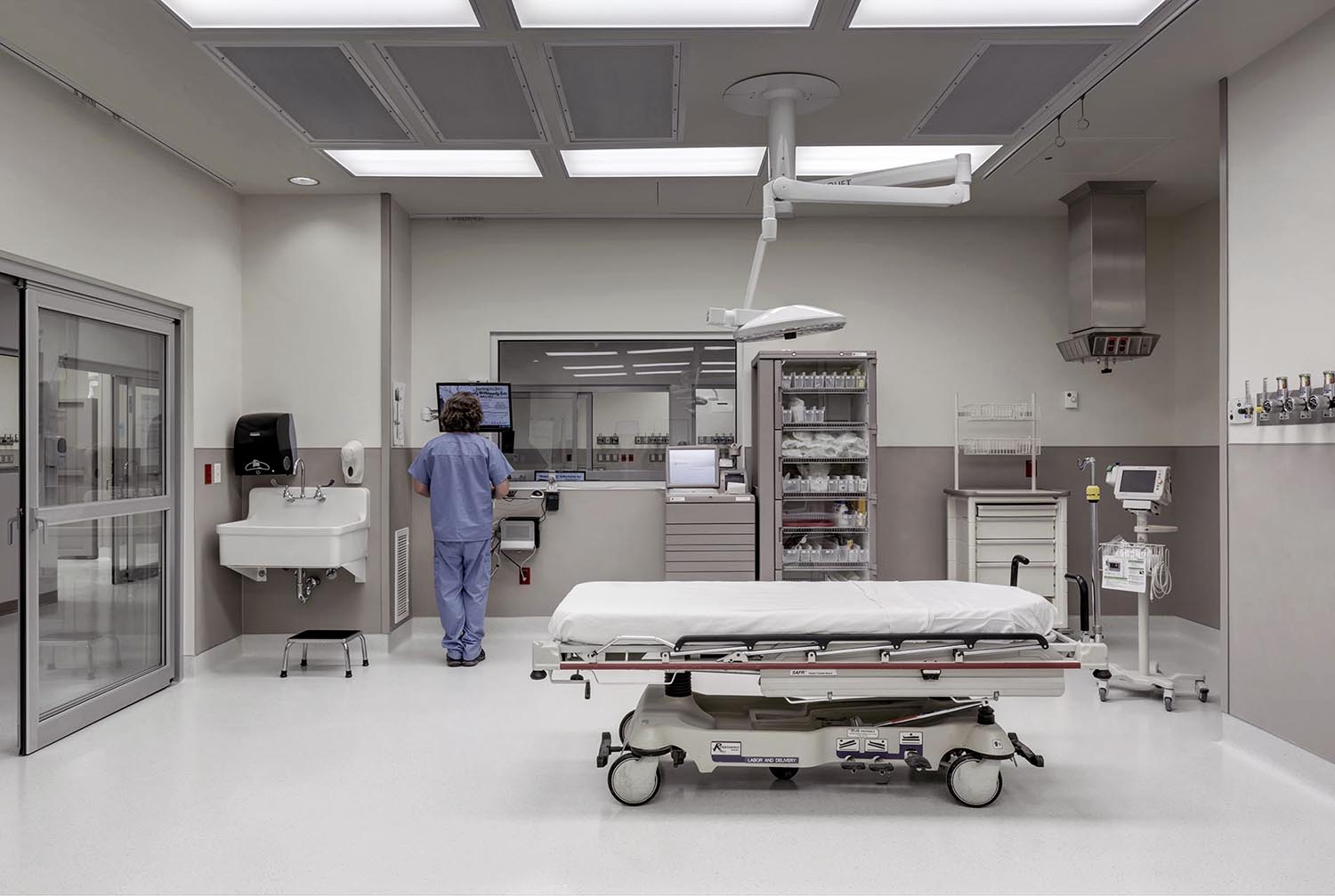 UHS - San Antonio - 2014 | Perkins+Will