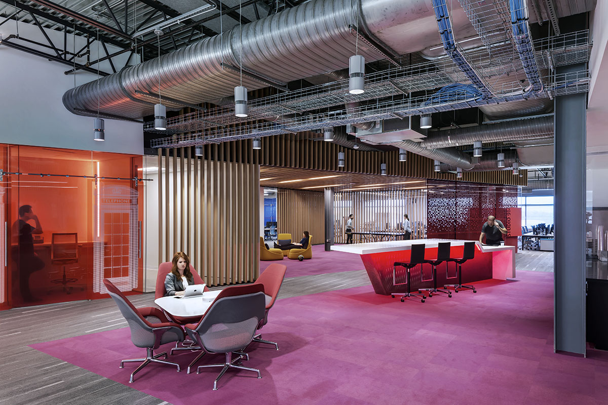 An International Banking Firm - 2015 | Perkins+Will
