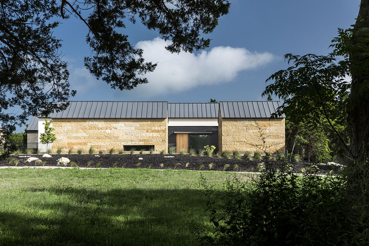 Cedar Hill Residence - 2015 |
Norman Ward Architect