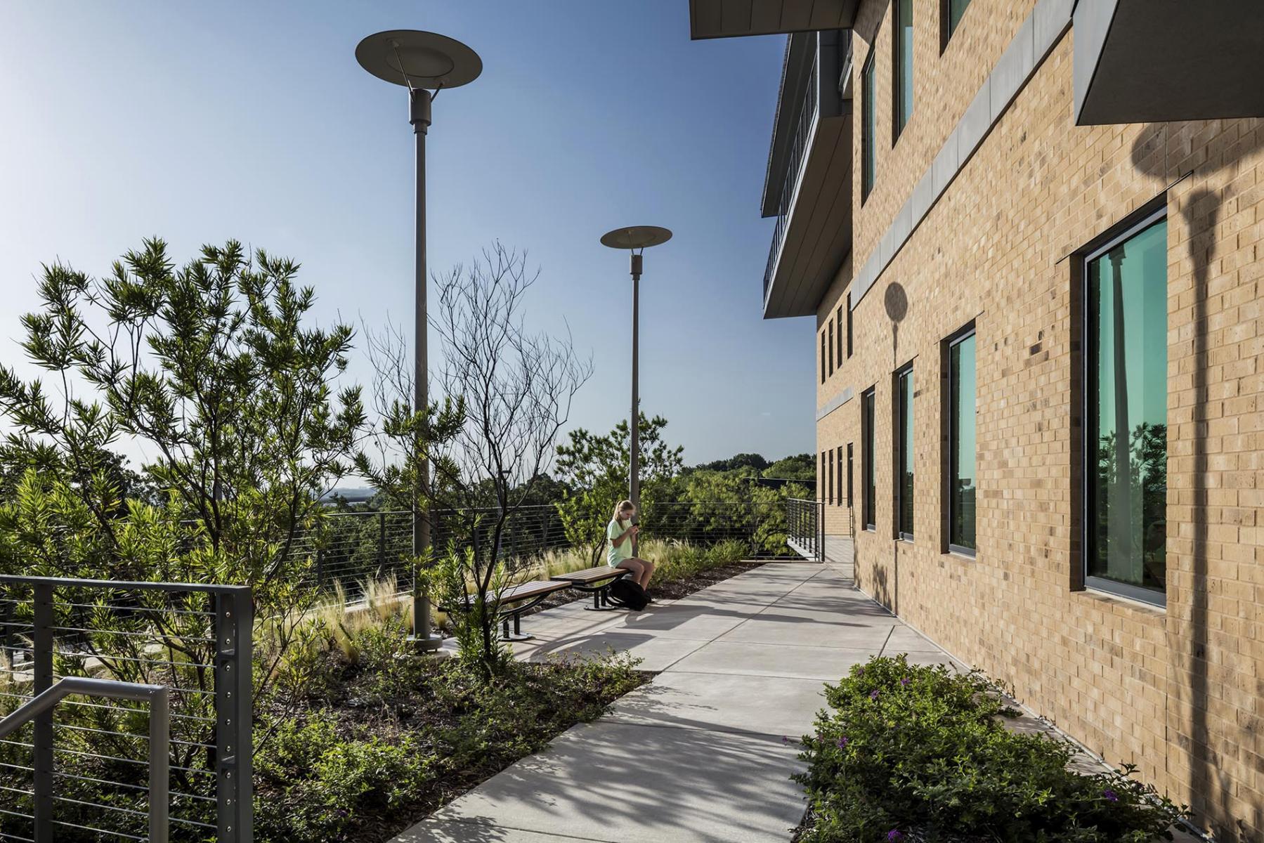 University of Dallas - College of Business - 2016| Perkins+Will