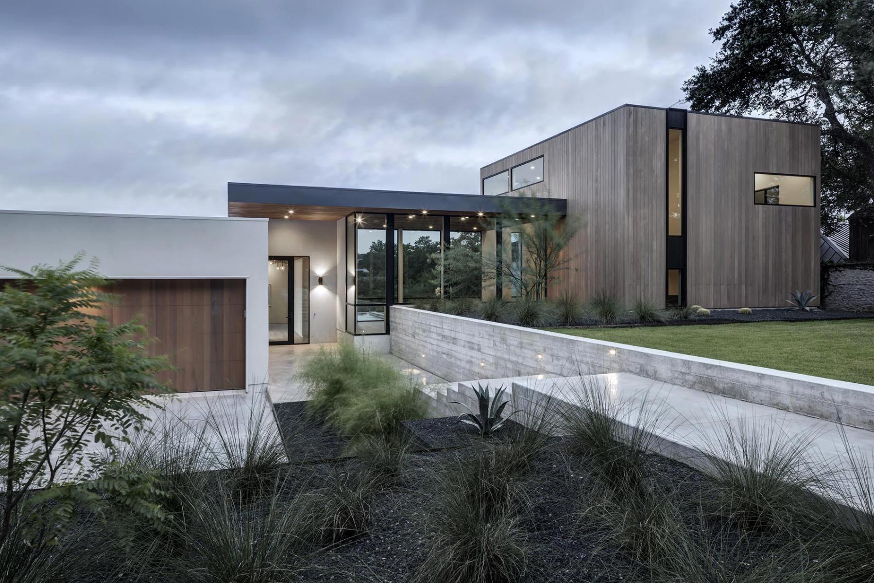 Bracketed Space House - Austin, TX | MF Architecture - 2016