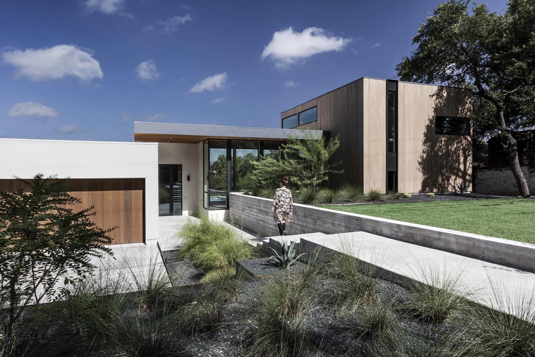 Bracketed Space House - Austin, TX | MF Architecture - 2016