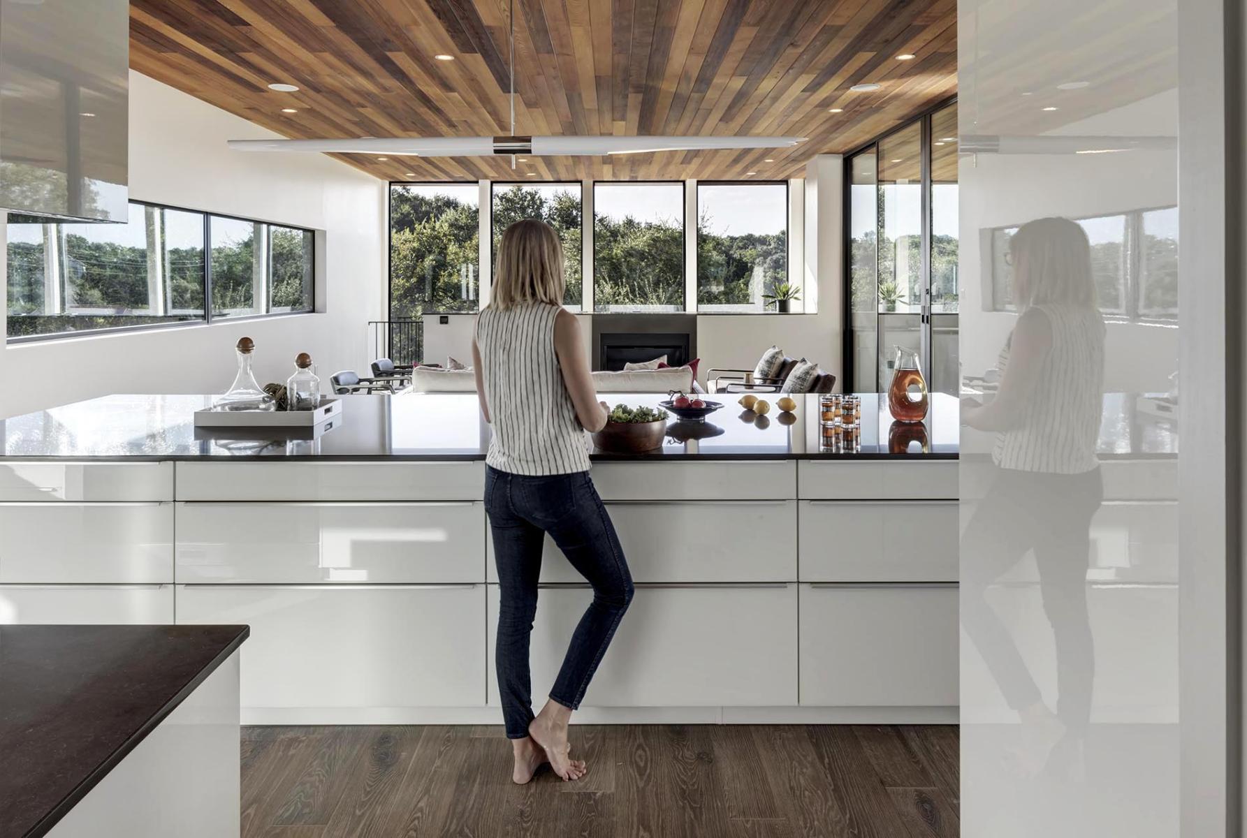 Bracketed Space House - Austin, TX | MF Architecture - 2016