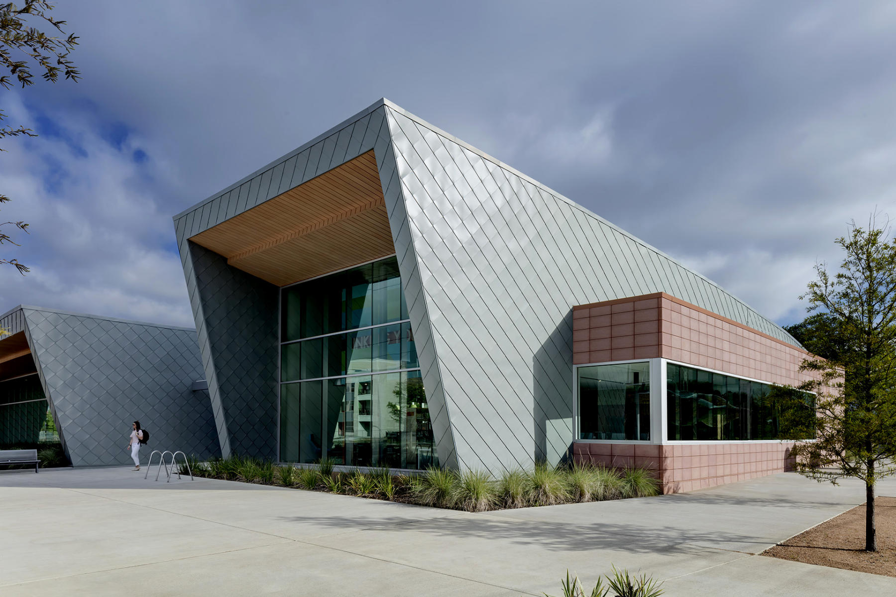 Alice Young Library - 2017 | Perkins+Will