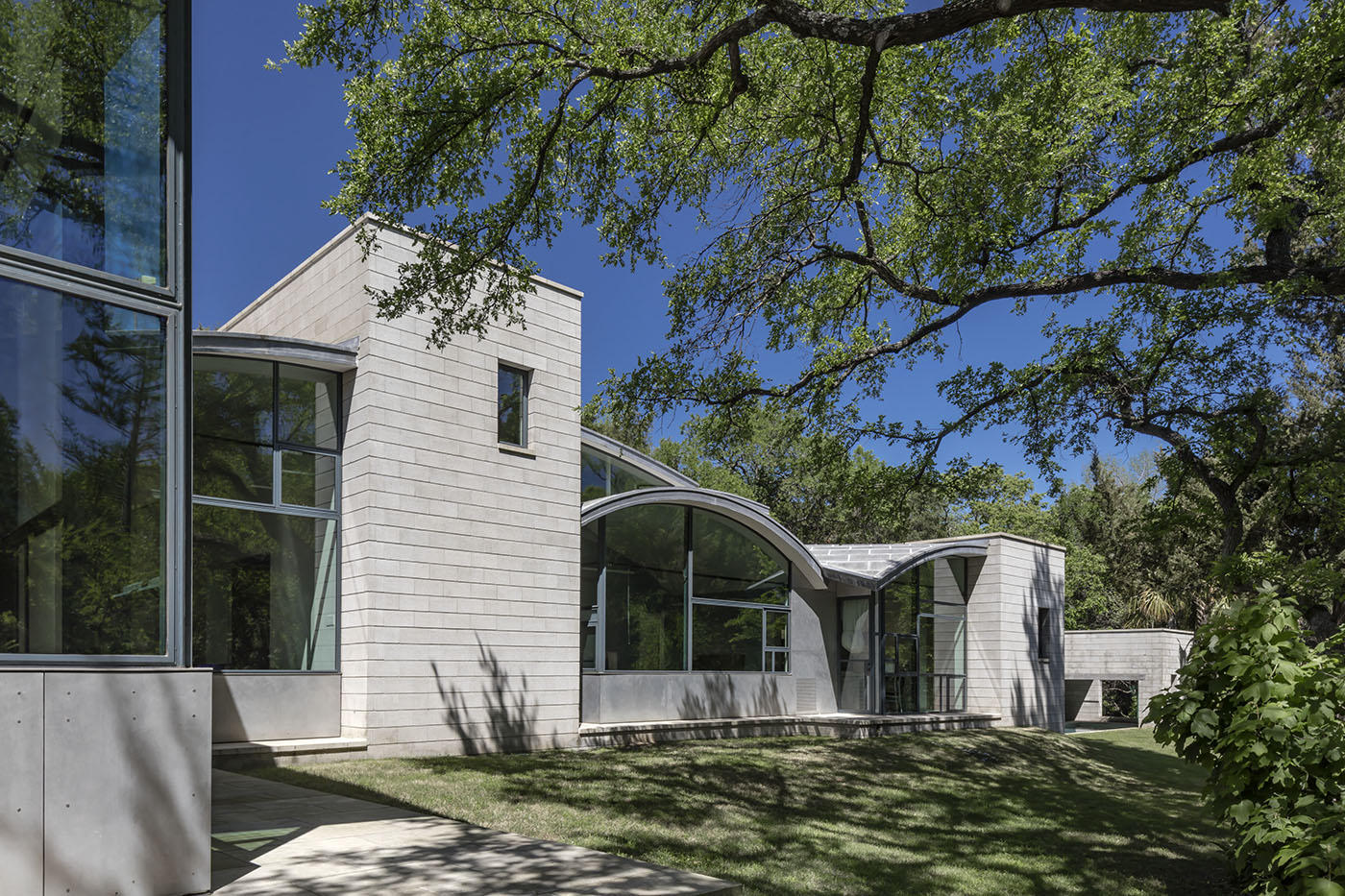 Stretto House - Steven Holl Architect - 1992 | Addition - Max Levy Architect - 2017