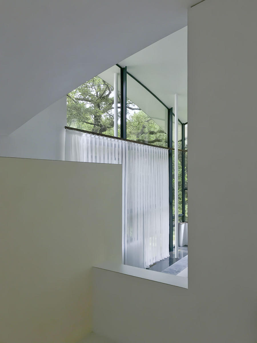 Stretto House  |Steven Holl Architect -1993 | Renovation-Additiona by Max Levy Architect - 2017