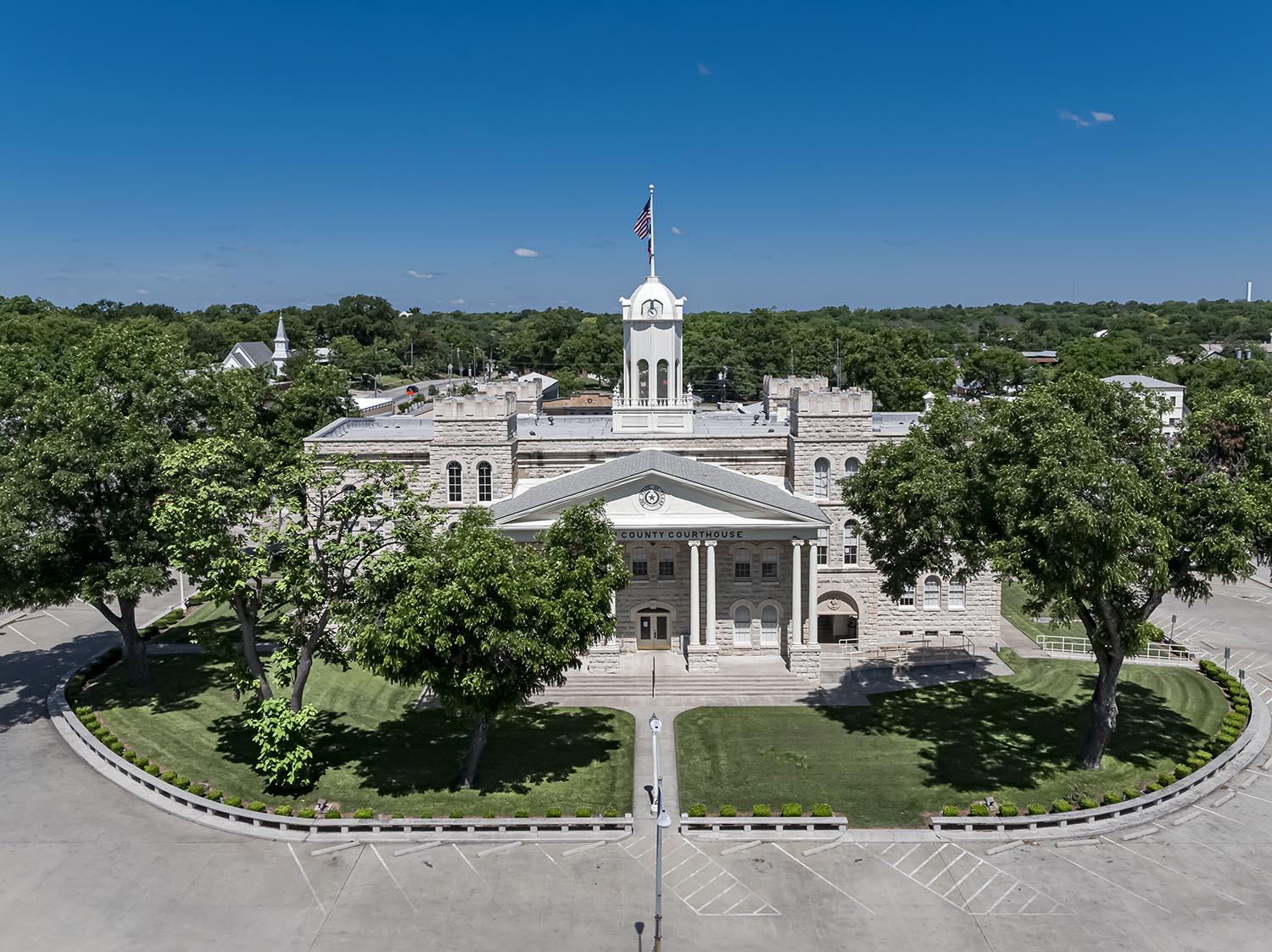 Hamilton County Courthouse - 1887 & 1932 | Hamilton, Texas