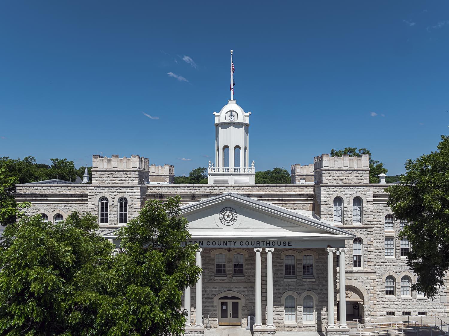 Hamilton County Courthouse - 1887 & 1932 | Hamilton, Texas
