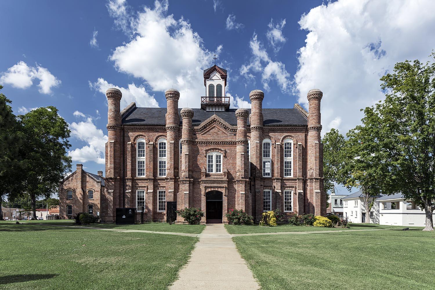 Shelby County Courthouse - 1885
Centerville, Texas