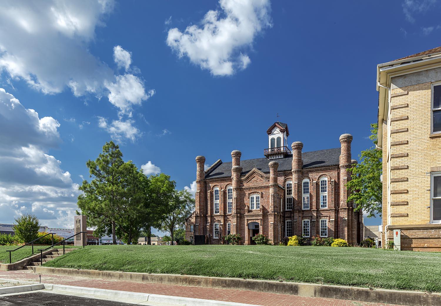 Shelby County Courthouse - 1885
Centerville, Texas