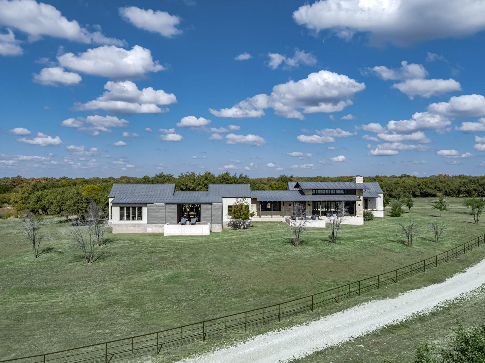 Tin4 Ranch - 2020 | Architect: Randy Gideon, FAIA