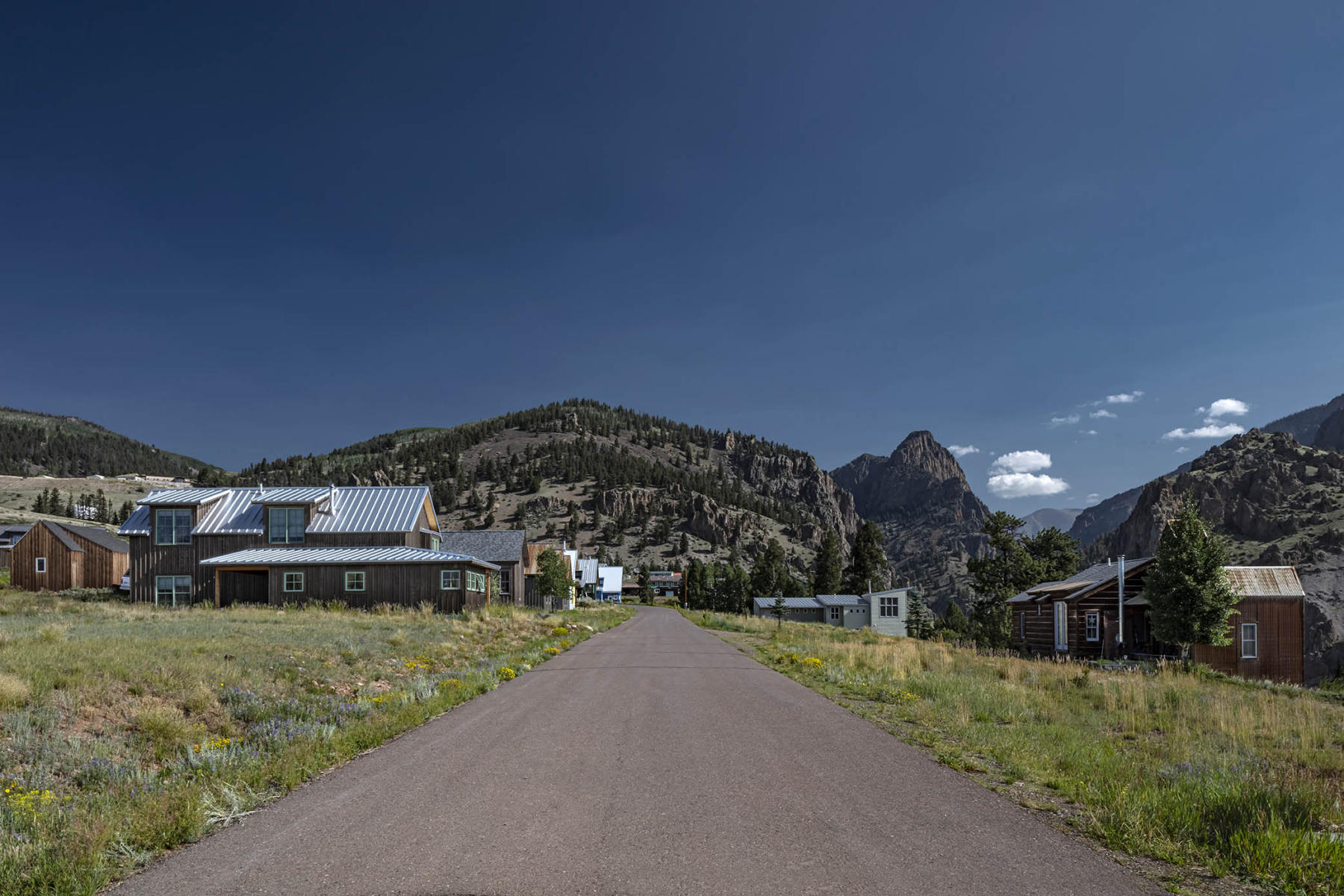 McCumber Residence - 2021 | Architect: Avery Augur, Creede America