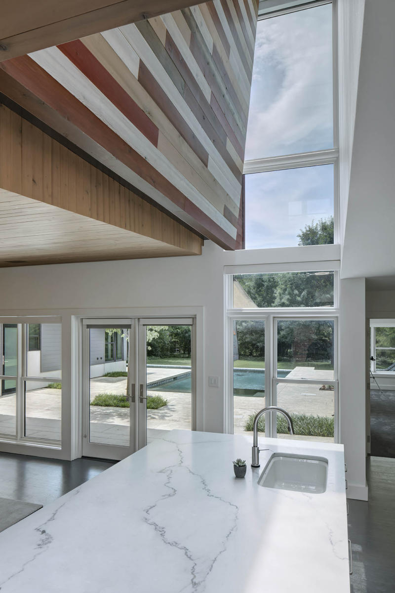 Bluffview Residence | Mapos Architects