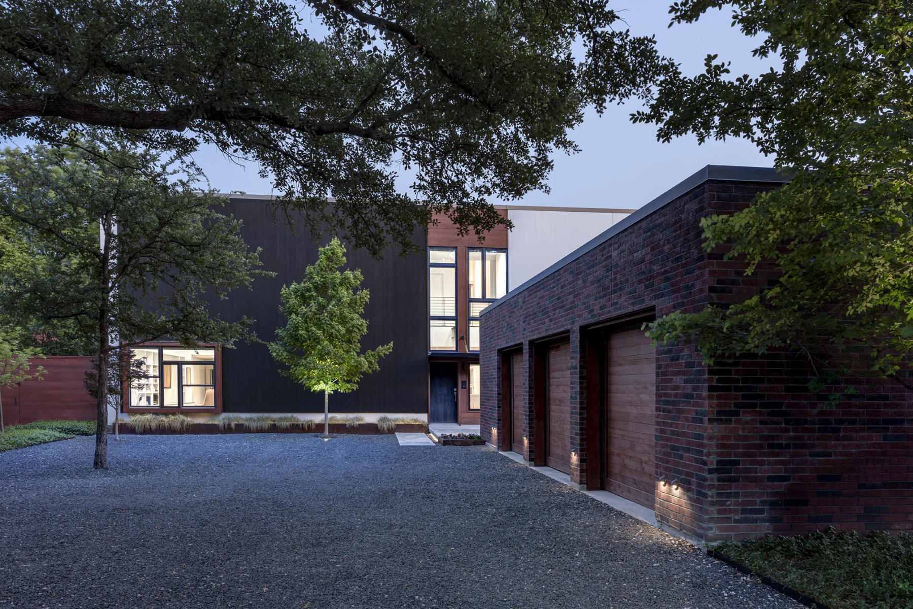 Bluffview Residence | Mapos Architects