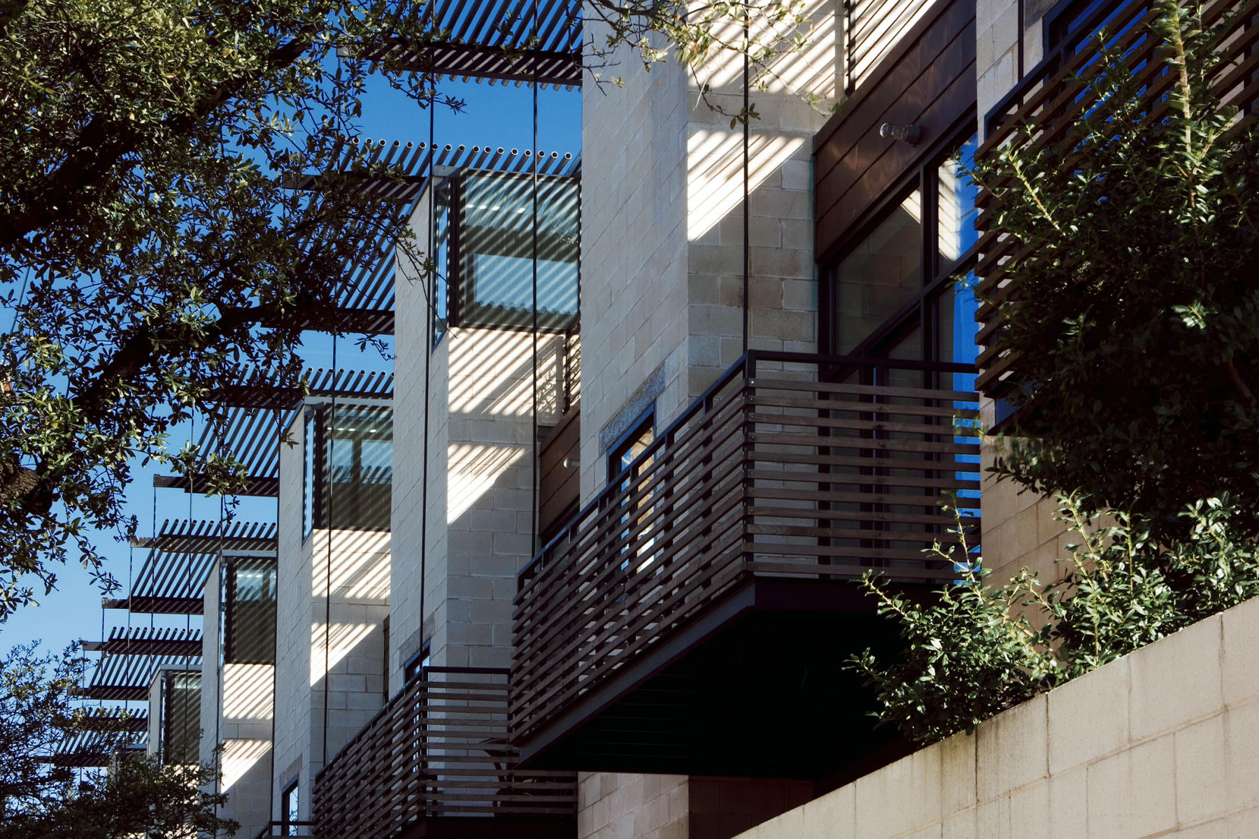 Commerce Street | Ron Wommack FAIA - 2005