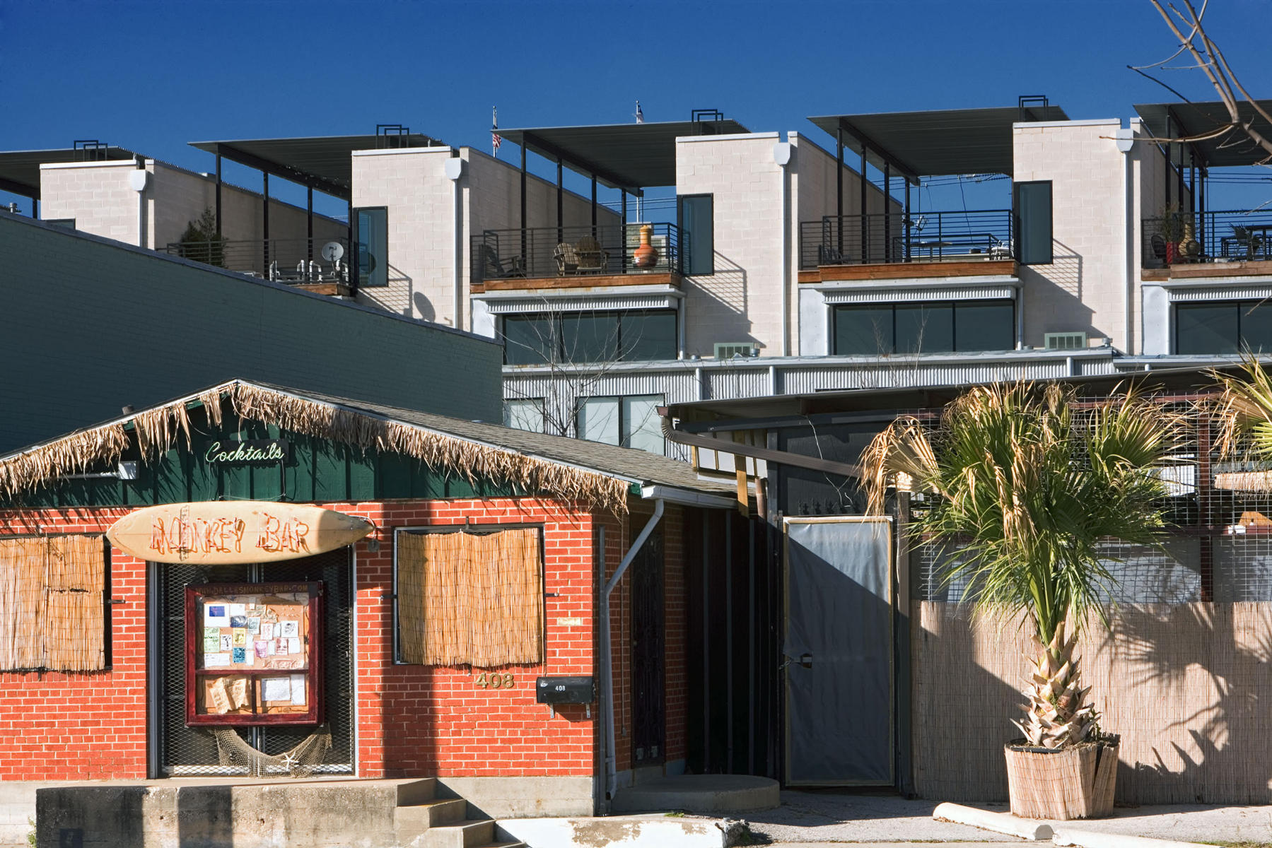 Commerce Street | Ron Wommack FAIA - 2005