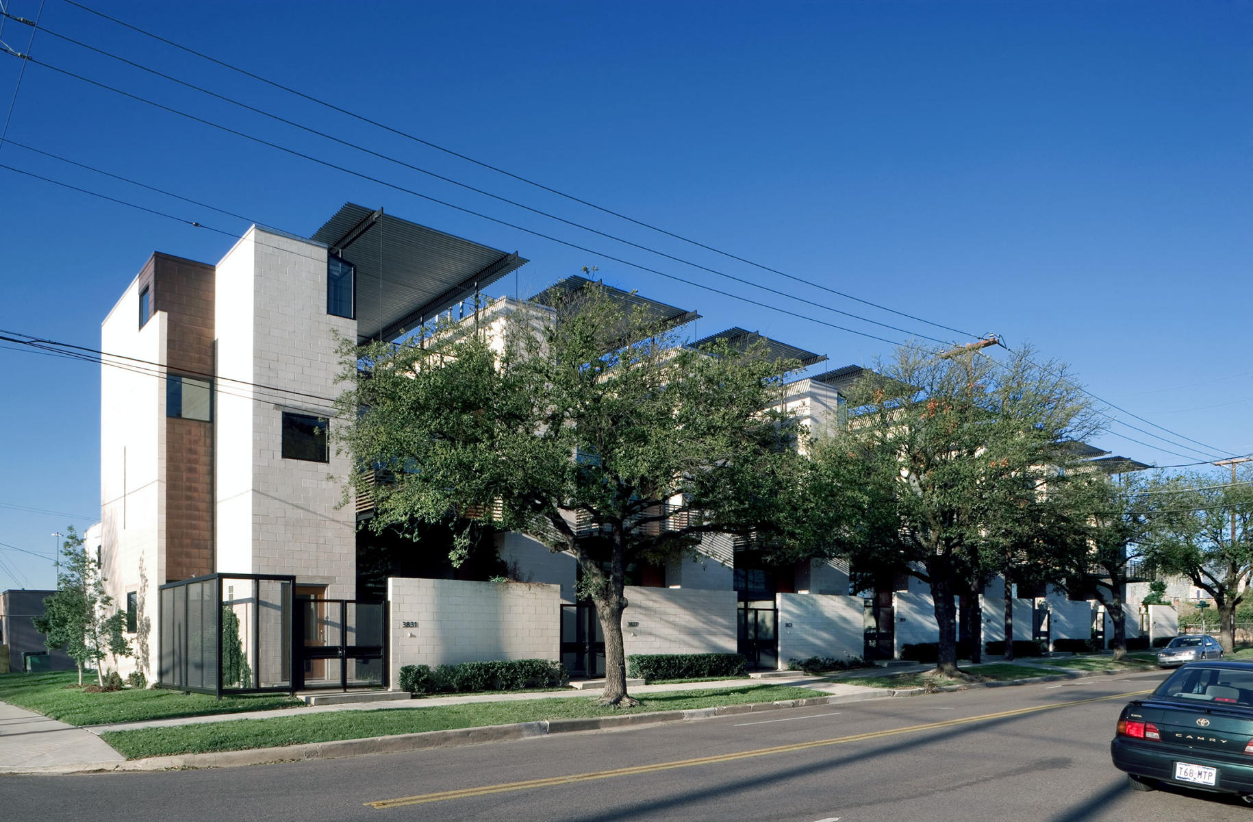 Commerce Street | Ron Wommack FAIA - 2005