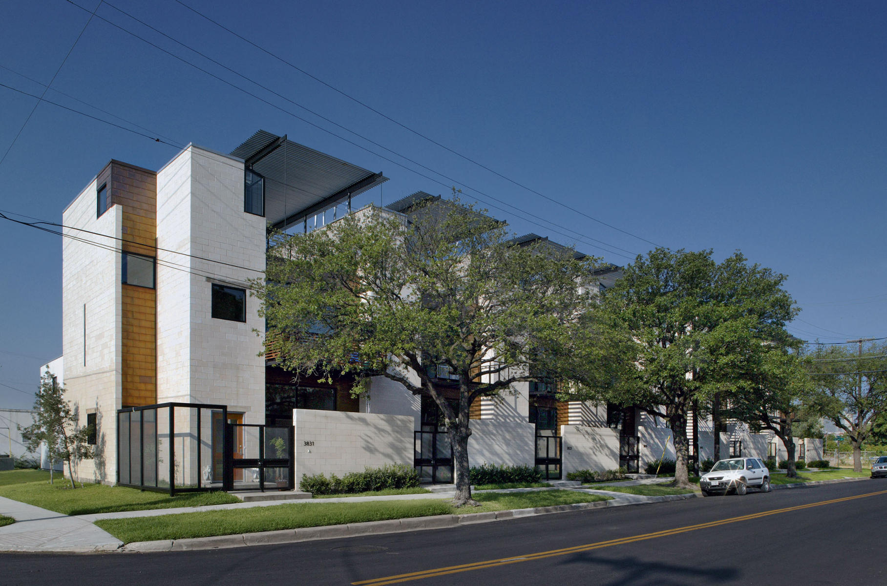 Commerce Street | Ron Wommack FAIA - 2005