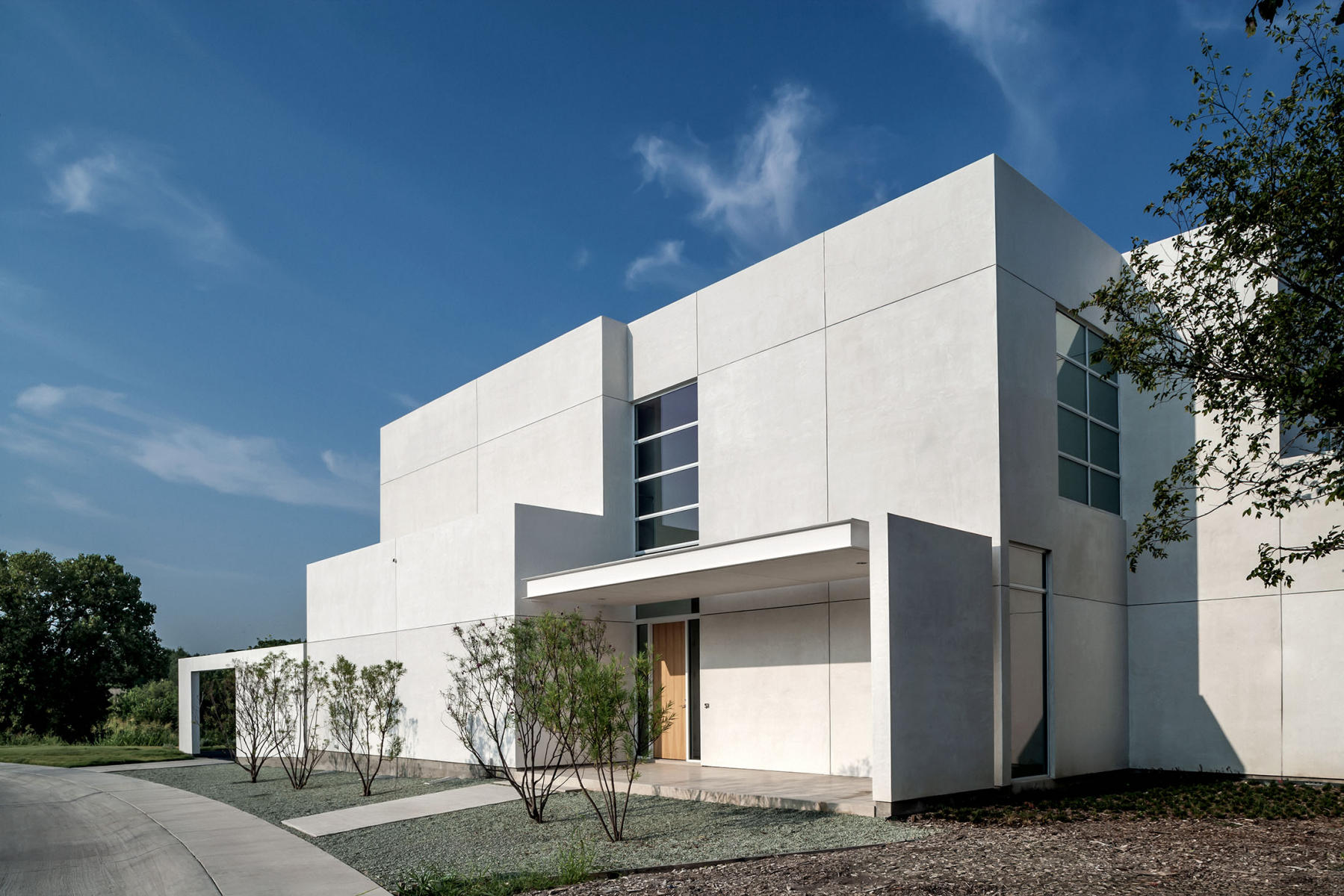 51 Vanguard Way | Morrison Seifert Murphy - 2007