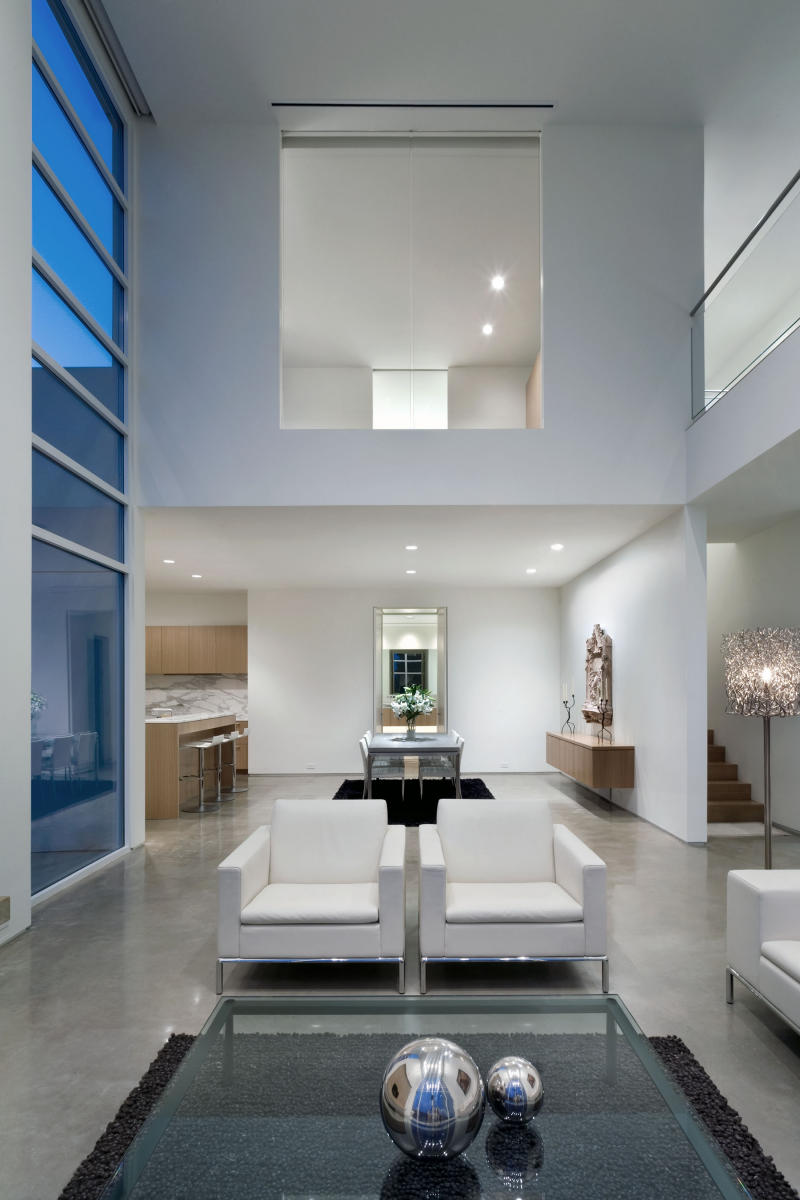 51 Vanguard Way | Morrison Seifert Murphy - 2007